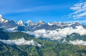 Hidden place Munsiyari, a quiet Himalayan wonderland that feels like a truly hidden place surrounded by majestic peaks"