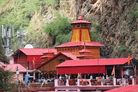 char dham route Yamunotri – the first step toward purification on the Char Dham route